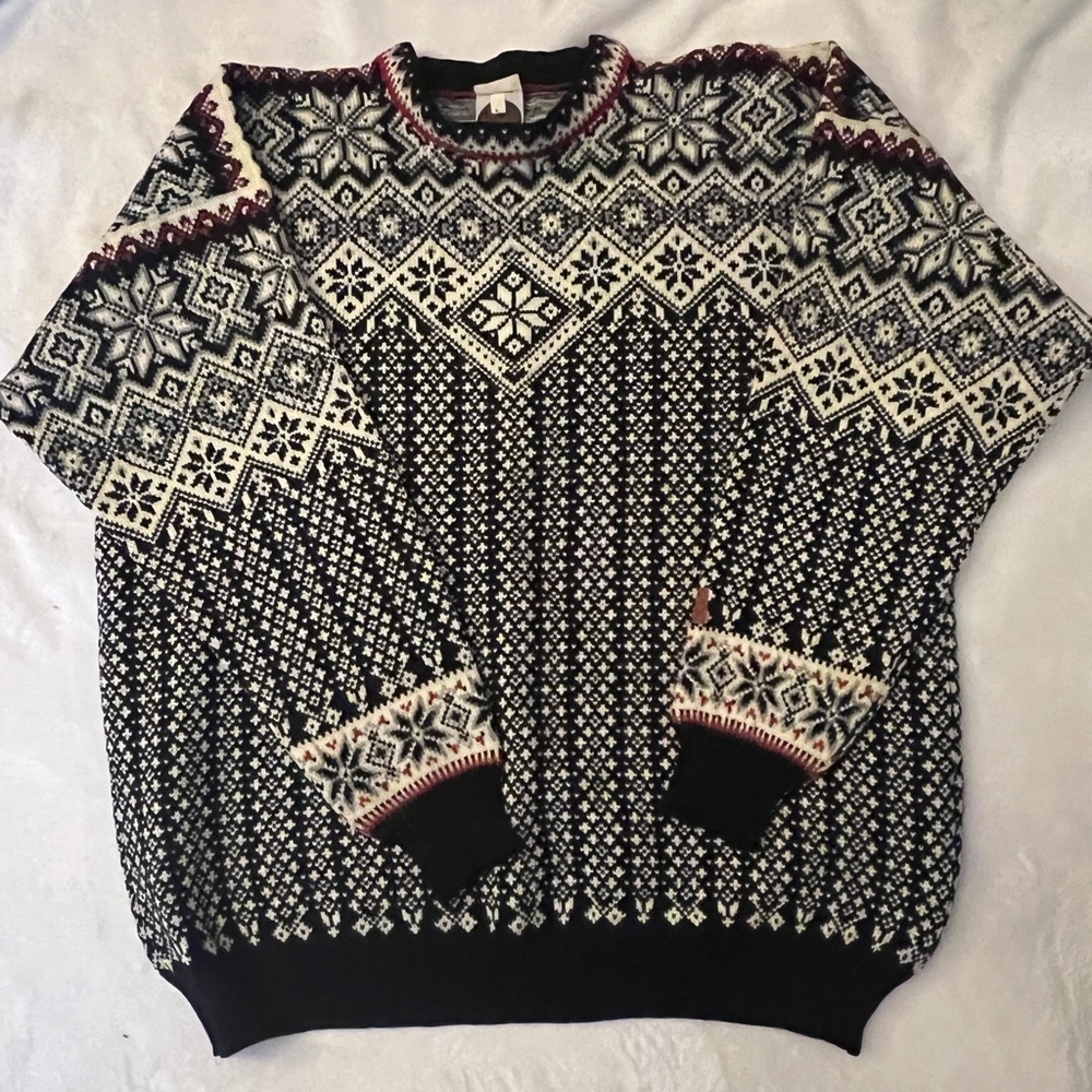 Tyrolean Sweater sz L